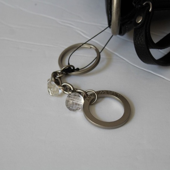Nine and Company Black Shoulder Handbag and Keyring NEW - Picture 4 of 6